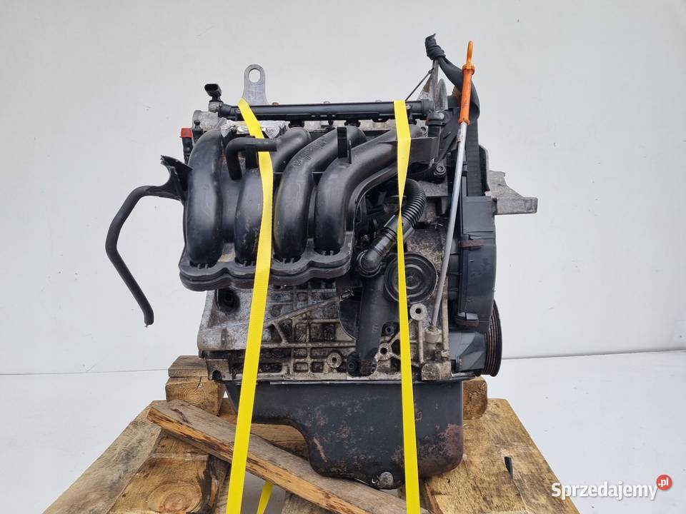 SILNIK KOMPLET SILNIK Skoda Roomster 14 16V 86 Janów
