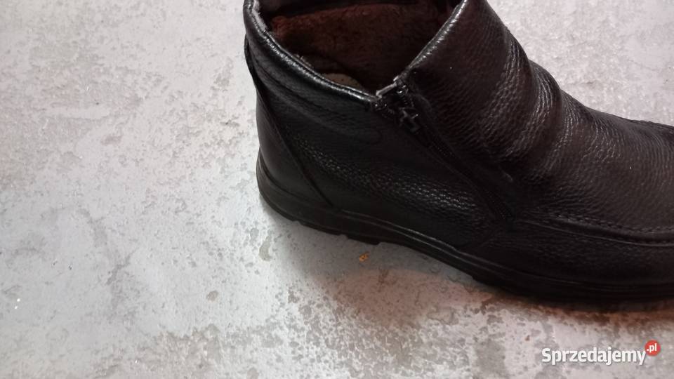Buty męskie ciepłeczrnena futekurozmiar 42 skóra