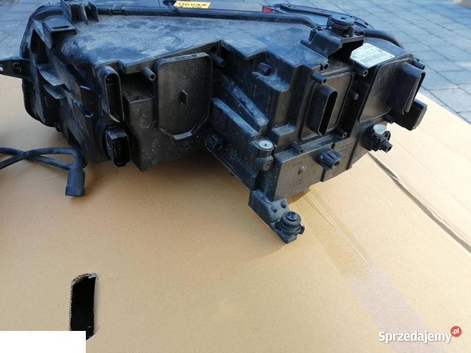 VOLKSWAGEN TIGUAN 2018 REFLEKTORY PRZOD KOMPLET osobowe Kozubszczyzna