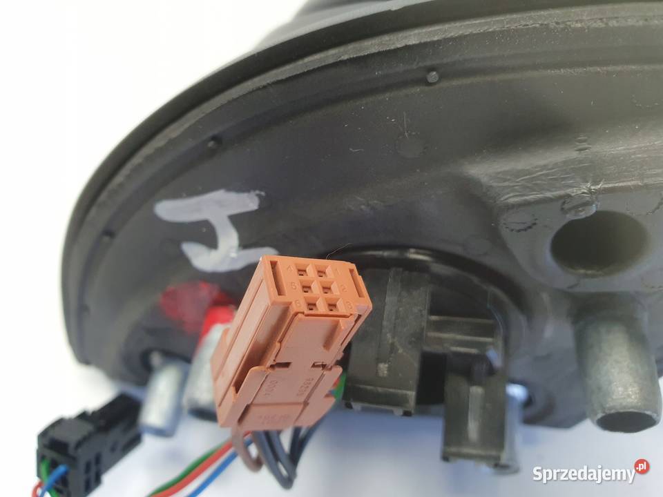 LUSTERKO Peugeot Partner II 0818 PRAWE PASAŻERA Części samochodowe Rudka