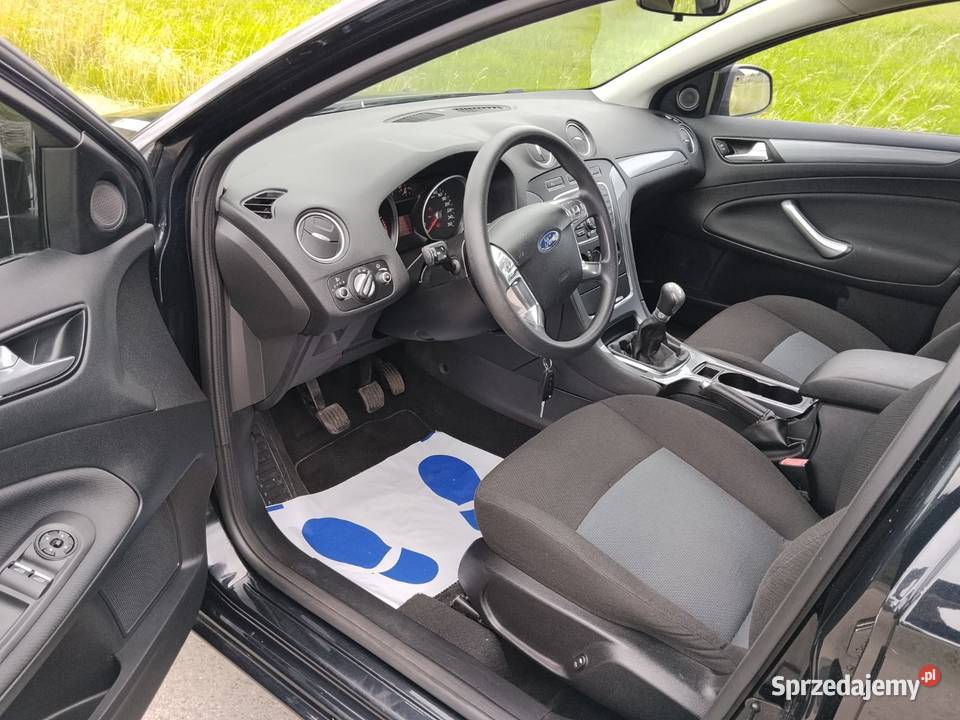 Ford Mondeo mały przebieg 117 sprzedam