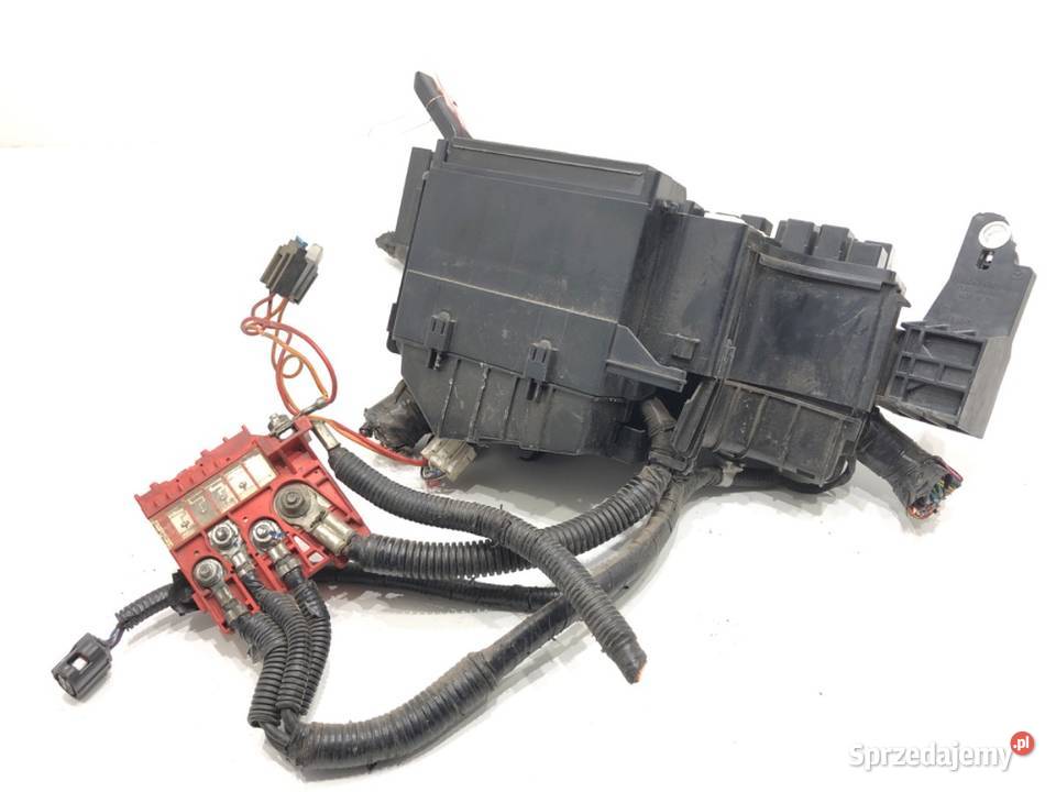 SKRZYNKA BEZPIECZNIKÓW MAZDA CX5 KD4766767 SUV