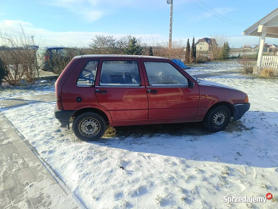 Unikat w Takim Stanie bez Korozji Fiat Uno 2002 Rok produkcji 2002 Warszawa sprzedam