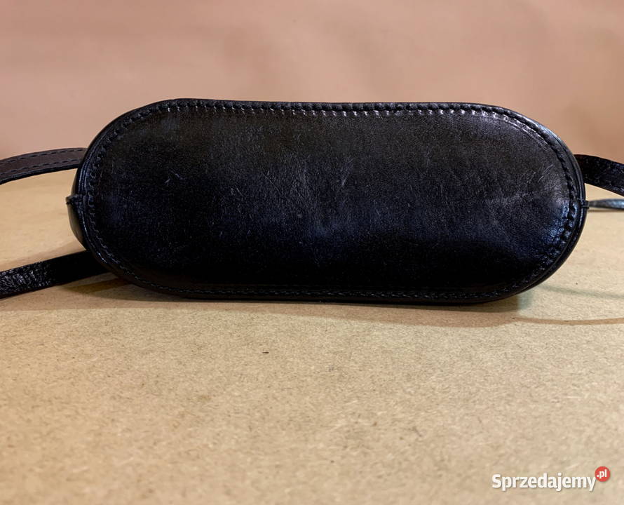Torebka skórzana czarna 80 Stalowa Wola