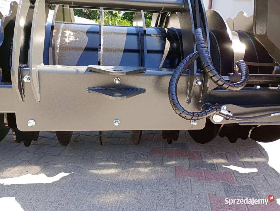 Wał pryzmowy MT 2 mocowanie TUZ kat II i III Kluczbork
