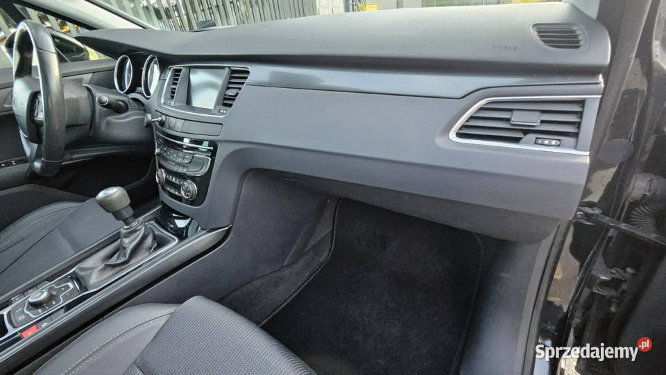 Peugeot 508 SW Peugeot 508 SW kombi czarny na Kraków