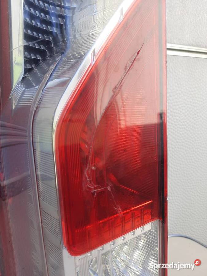 Lampa HELLA MOVANO B MASTER dostawcze Skokowa