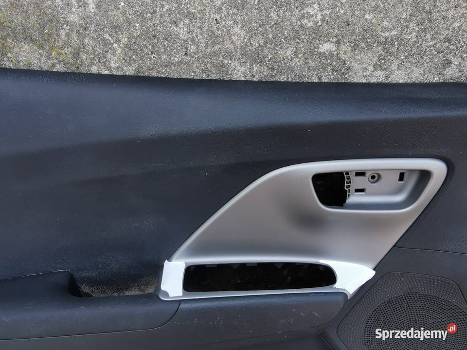 Boczek tapicerka drzwi przód lewa kia Niro 1 I Międzychód
