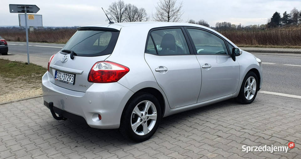 Toyota Auris 6 Rok produkcji 2013 śląskie Przyszowice