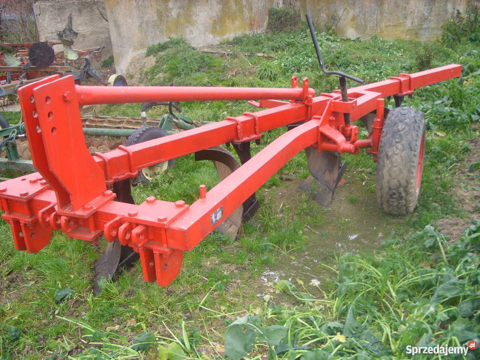Pług fortschritt B200 zawieszany 41 Pługi Zarzyca