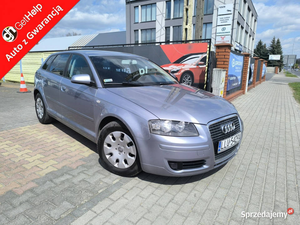 Audi A3 Sportback 16i 16V 116 Klimatronic Navi niebieski sprzedam