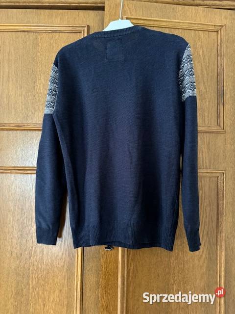 Sweter męski S Bershka granatowobiały we wzór z Częstochowa sprzedam