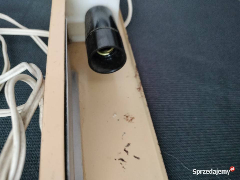 Stara lampka kinkiet pod szafkowa Połam Farel Choszczno sprzedam