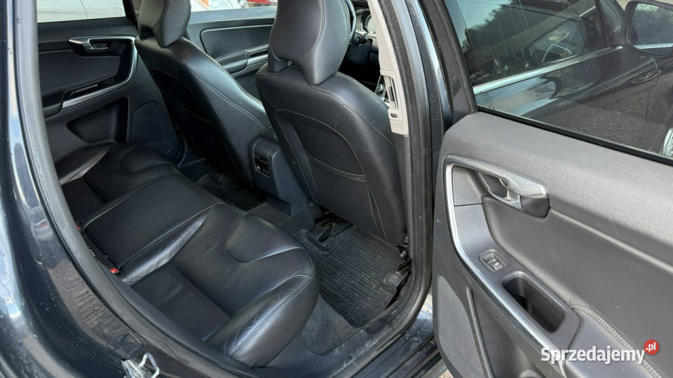 Volvo XC 60 20d4 163 automat 4x4 AWD ledy bi nawigacja Gdańsk
