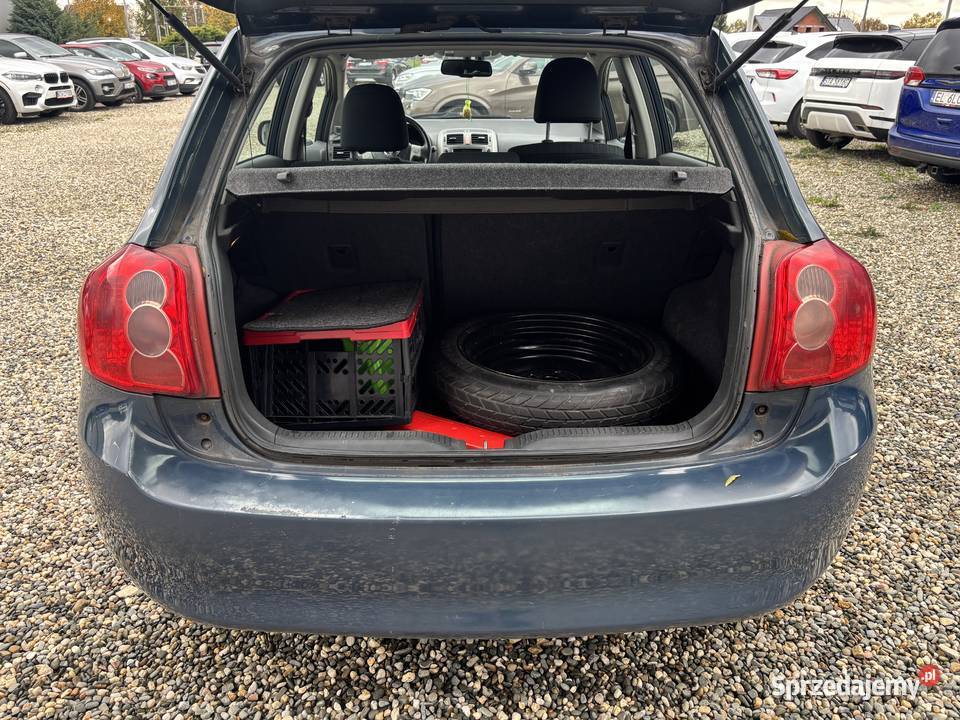 Toyota Auris Samochody osobowe Paniówki