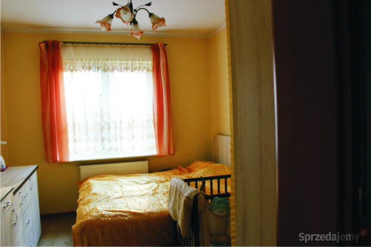 Dom Rosnowo jeziorem żywopłot Rosnowo