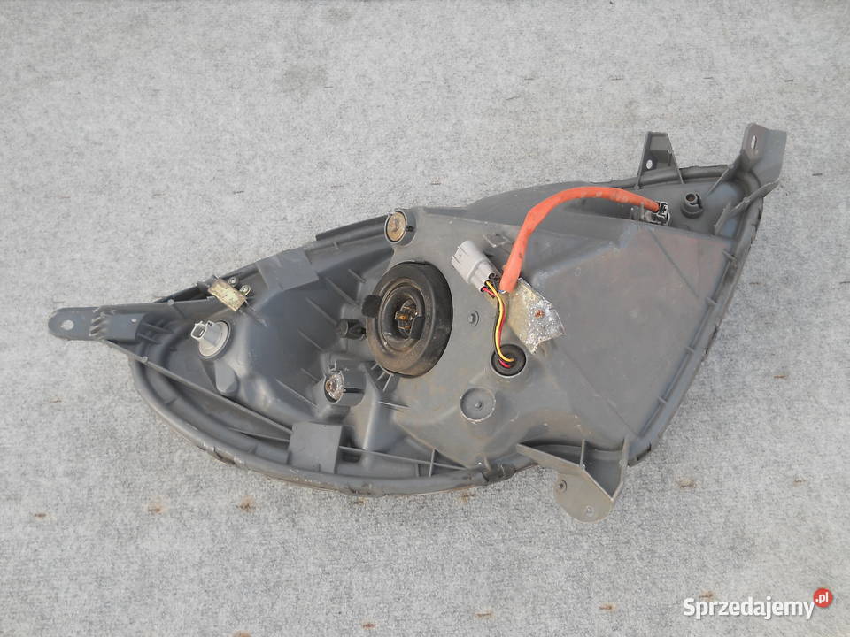 TOYOTA FunCargo LAMPA LEWA PRZEDNIA