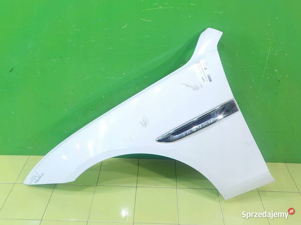 JAGUAR XE I 1519r SEDAN 4D blotnik lewy przod Suków