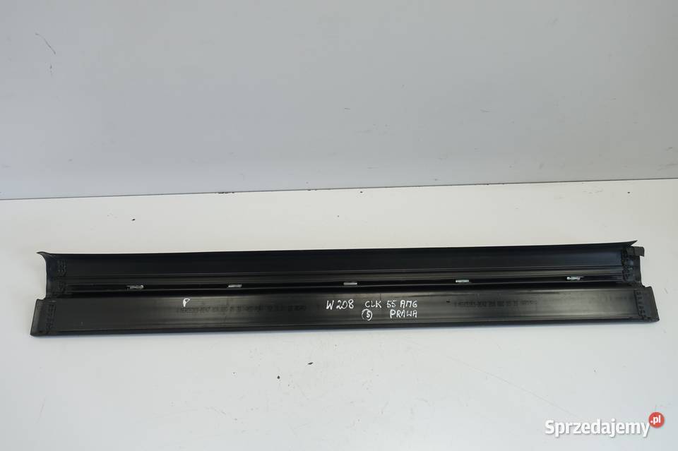 Mercedes W208 CLK 55 AMG PRZEDNIA LISTWA PROGOWA