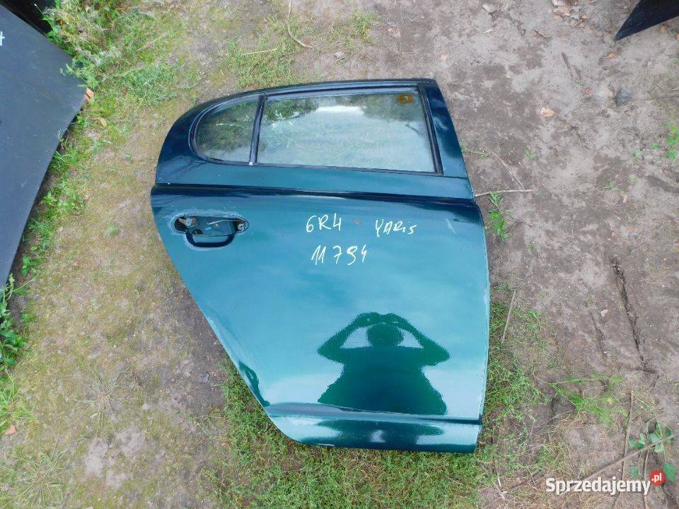 yaris drzwi kolor 6R4 11794 WYSYŁKA Pozostałe Części samochodowe Żory