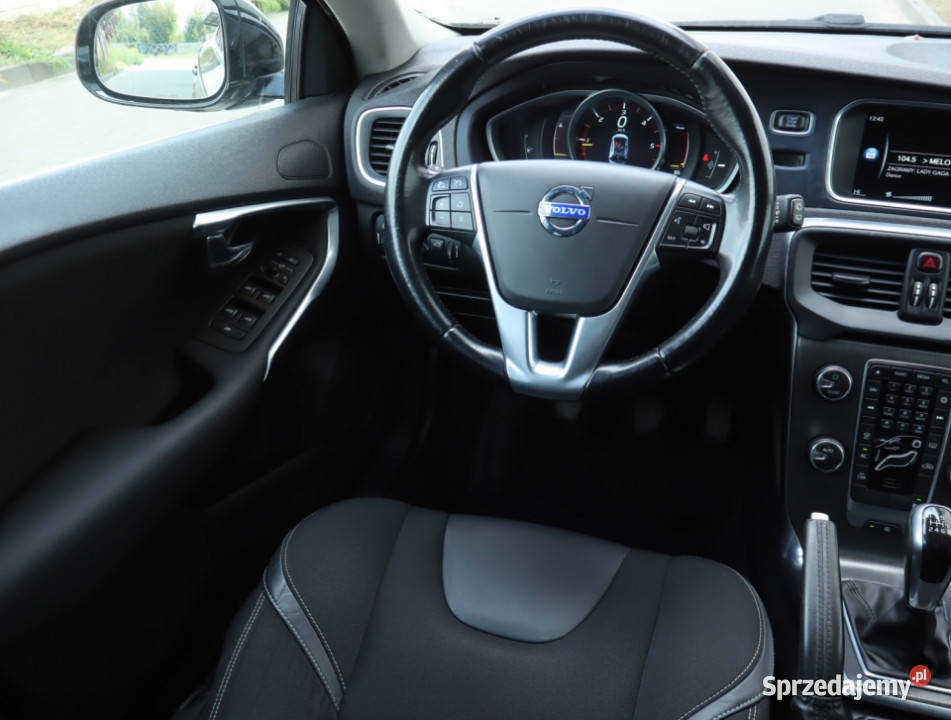 Volvo V40 20 D4 isofix Łódź sprzedam