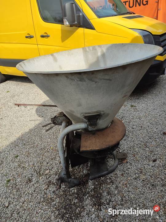 Rozsiewacz nawozu Agromet lejek ocynk solidny świętokrzyskie Sandomierz sprzedam