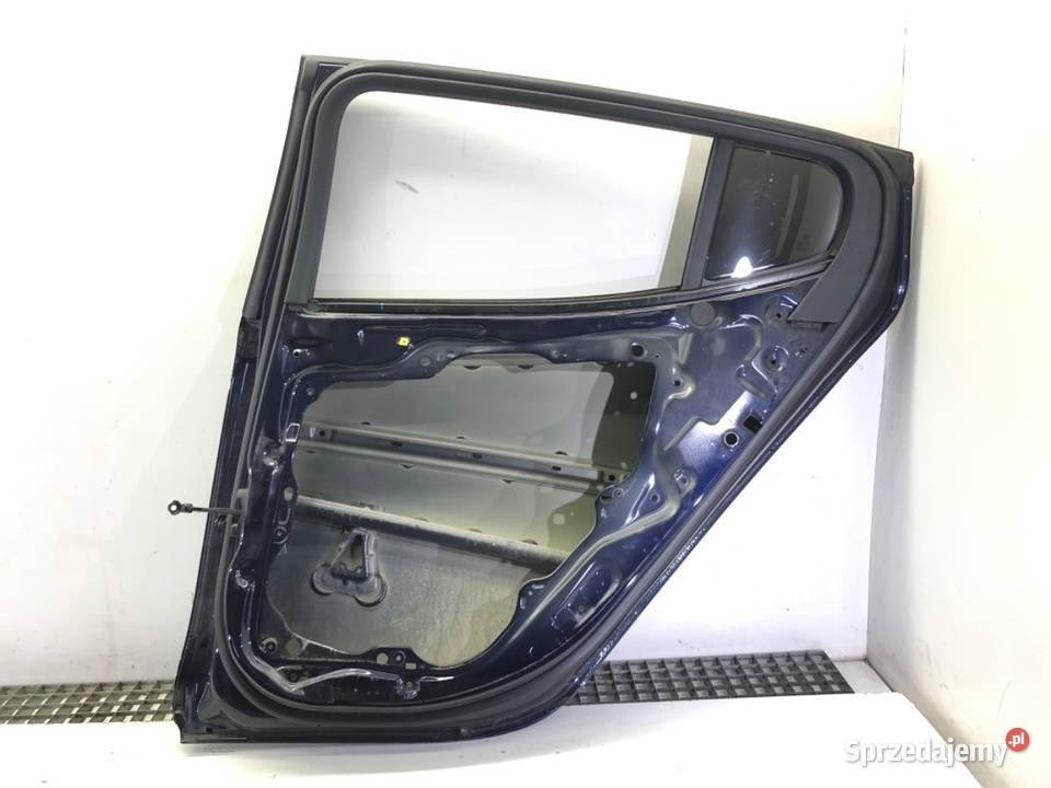 DRZWI PRAWY TYŁ KIA STINGER Hatchback podkarpackie