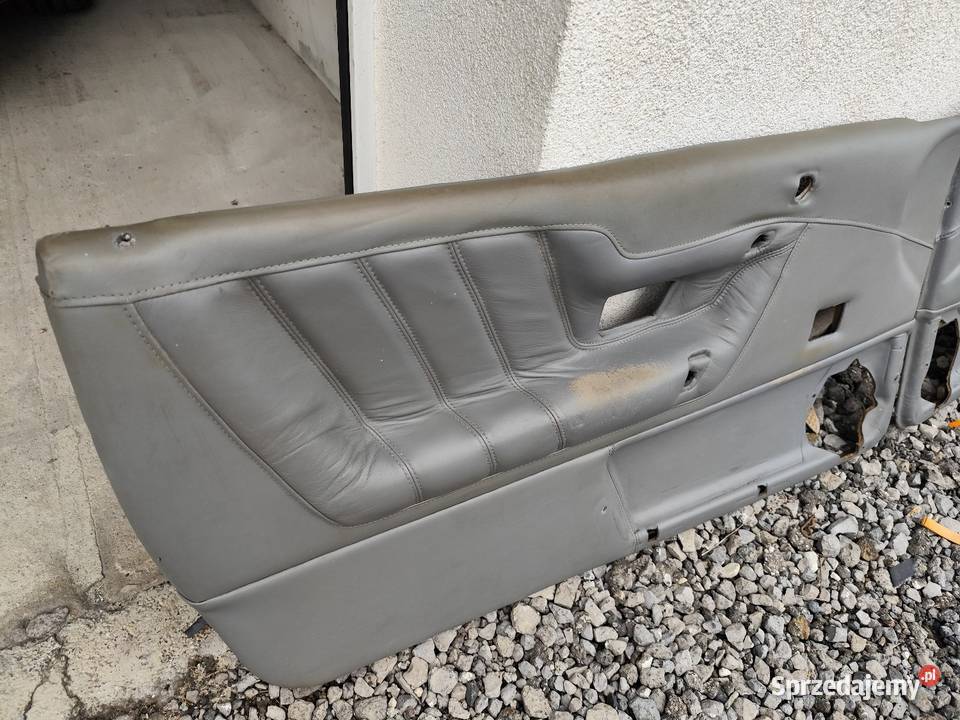 Corrado boczki przód skóra czarne jedyne rarytas