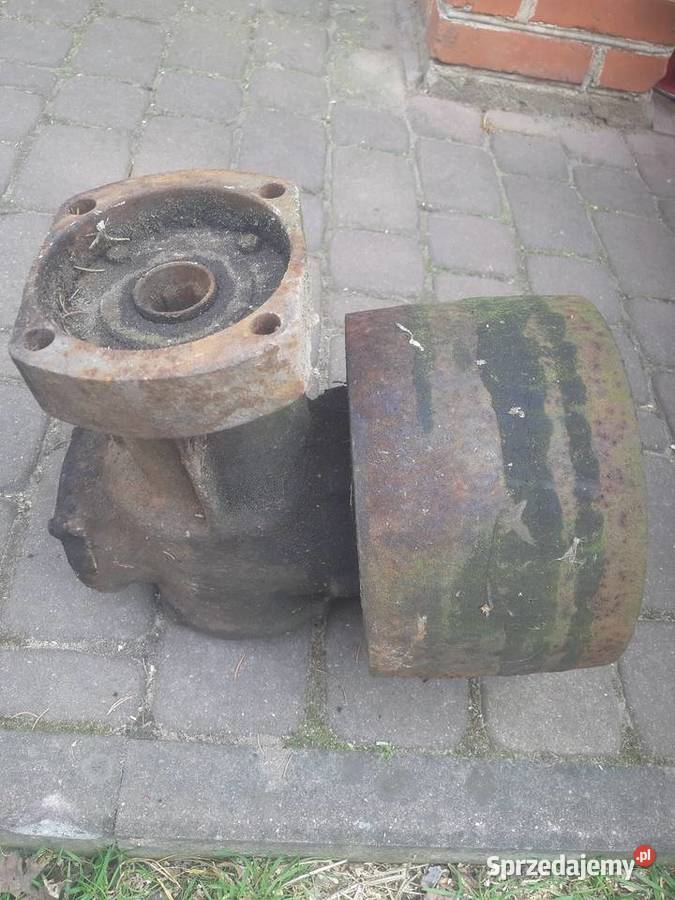 Przystawka przekładnia kątowa Ursus C330360 na łódzkie Borszewice Kościelne sprzedam