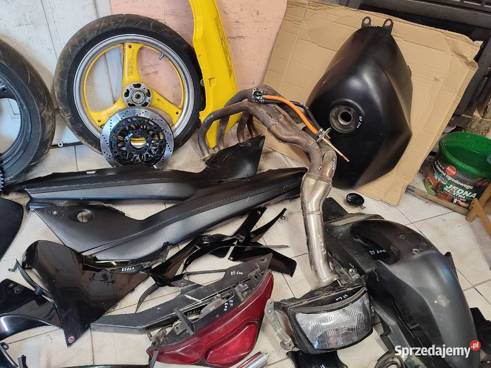 Suzuki RF 600 części owiewki siedzenie lampa Jelenia Góra sprzedam