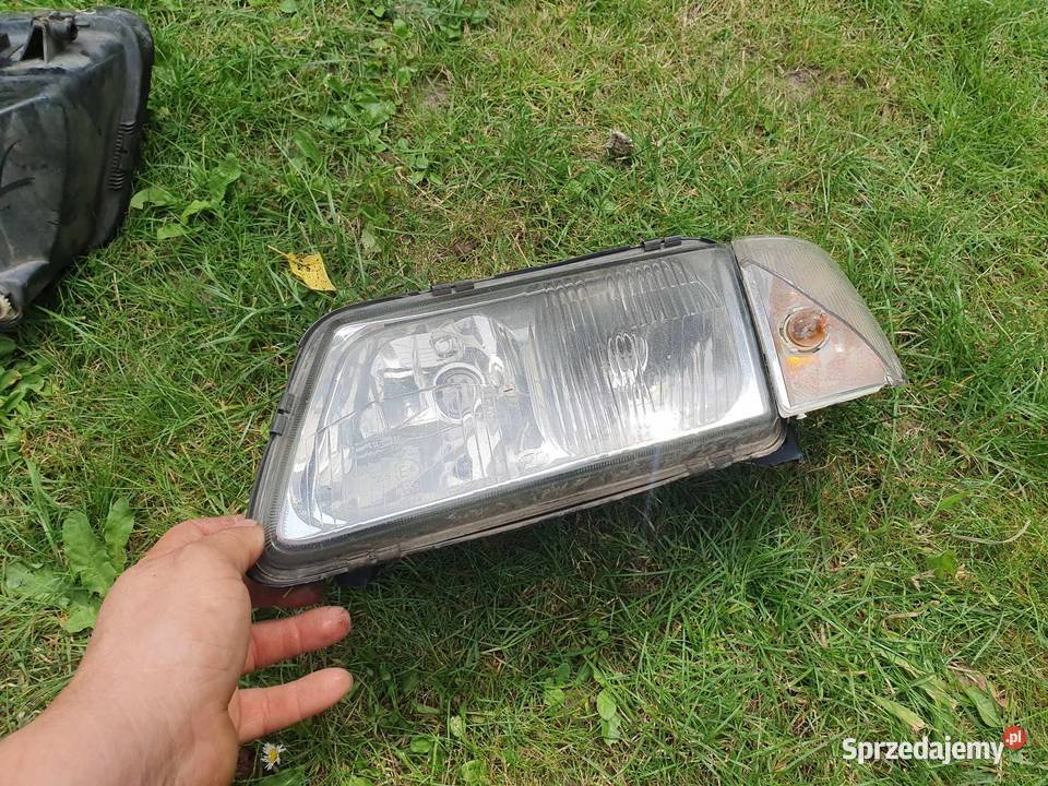 Lampa przednia prawa lewa Audi A3 8L 9699 osobowe Kraków