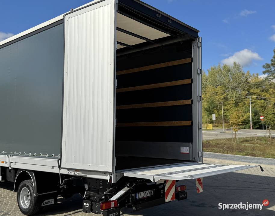 Iveco Daily 2023r HiMatic 72C18 2x firankadach diesel świętokrzyskie