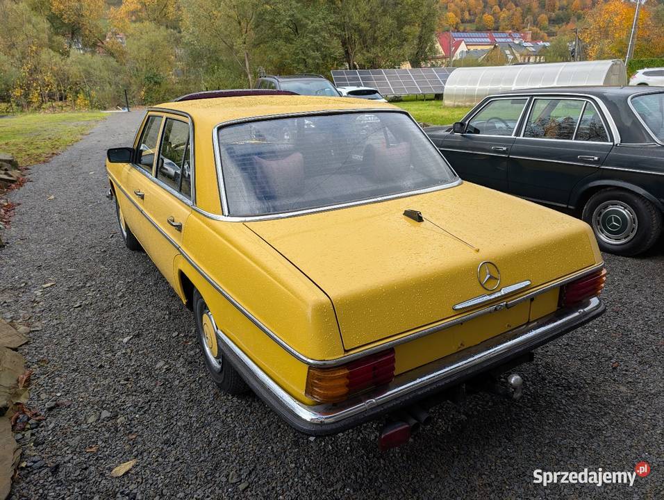 Mercedes Benz W114 280E Manual