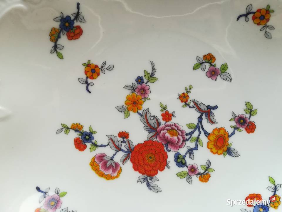 porcelanowa patera bogato zdobiona malatura Ceramika i szkło pomorskie sprzedam
