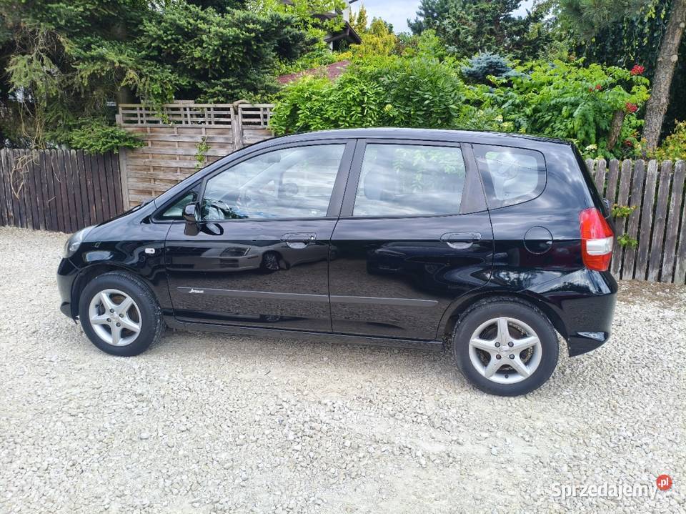 Honda Jazz benzyna 5 drzwi klimatyzacja bez rdzy nieuszkodzony Piotrków Trybunalski