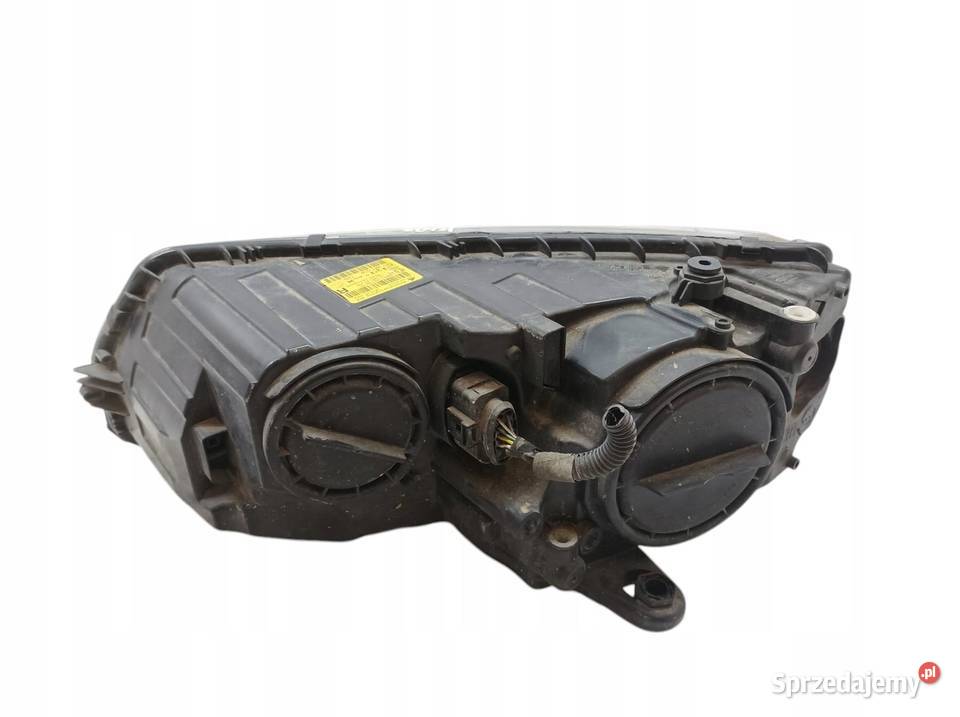 LAMPA PRZÓD PRAWA EUROPA 5E1941018 Skoda Octavia Rok produkcji 2013 Oświetlenie sprzedam