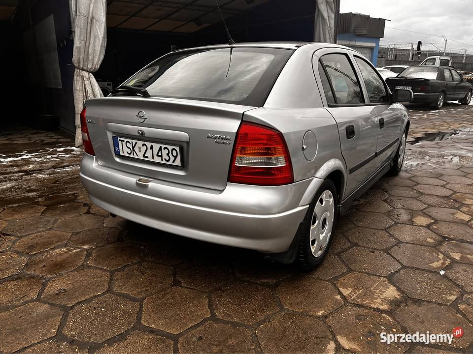 Opel Astra 16 LPG 2000 Rok produkcji 2000