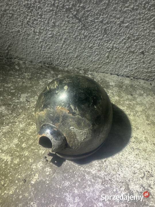 Metalowa obudowę i odblask reflektora zabytkową Gliwice