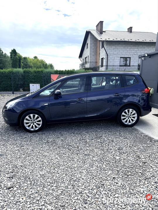 Opel Zafira 14 turbo 7 osób 4/5 Samochody osobowe Tomaszów Lubelski