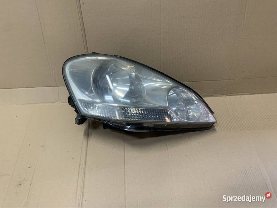 Reflektor lampa przód lewa prawa Toyota avensis zachodniopomorskie Szczecin sprzedam