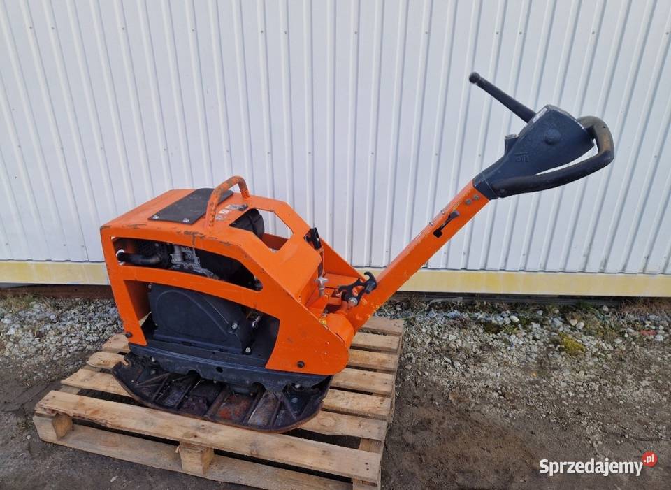 Zagęszczarka rewersyjna
Bomag BPR 3560 D Milicz