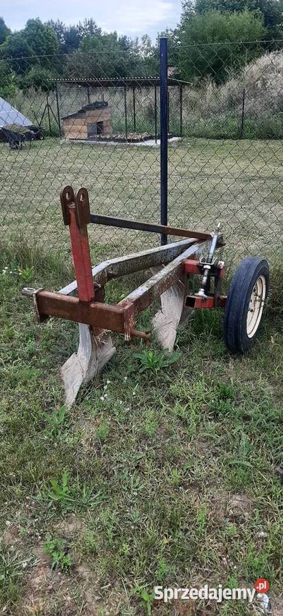 Plug 2 skibowy do mniejszego ciagnika nieuszkodzony Biskupice
