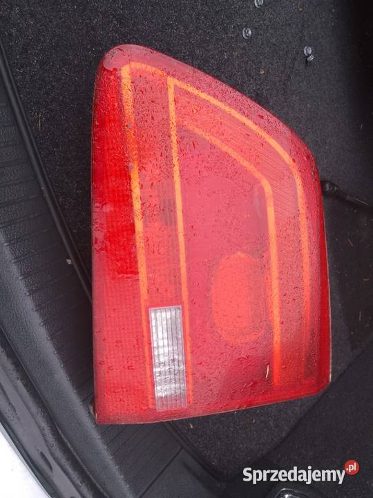 Lampy tył Touran lewa prawa lift 2013 Leśce sprzedam