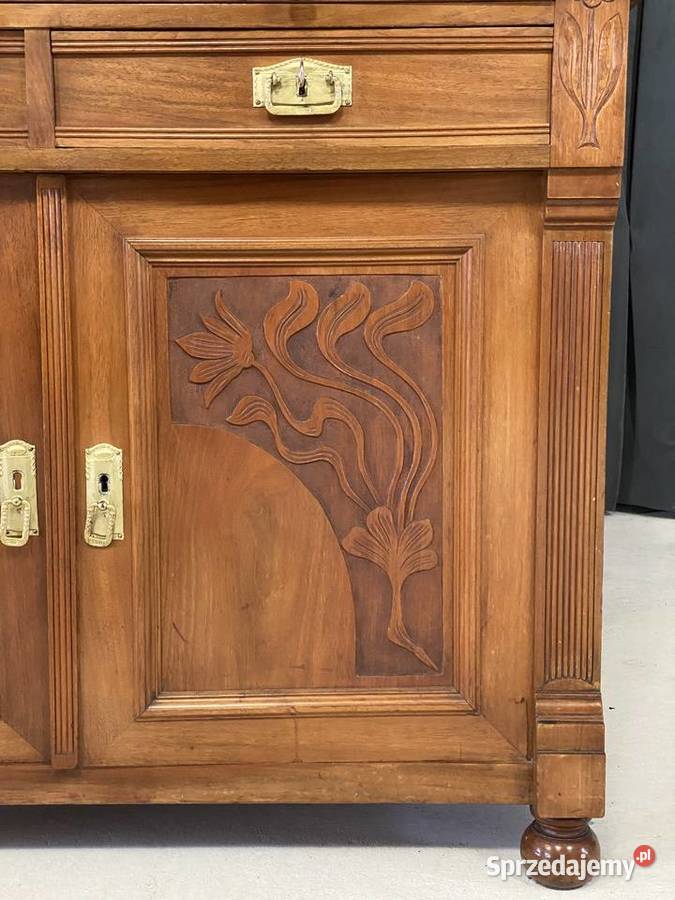 Kredens secesyjny witraże rzeźbienia antyk Budno