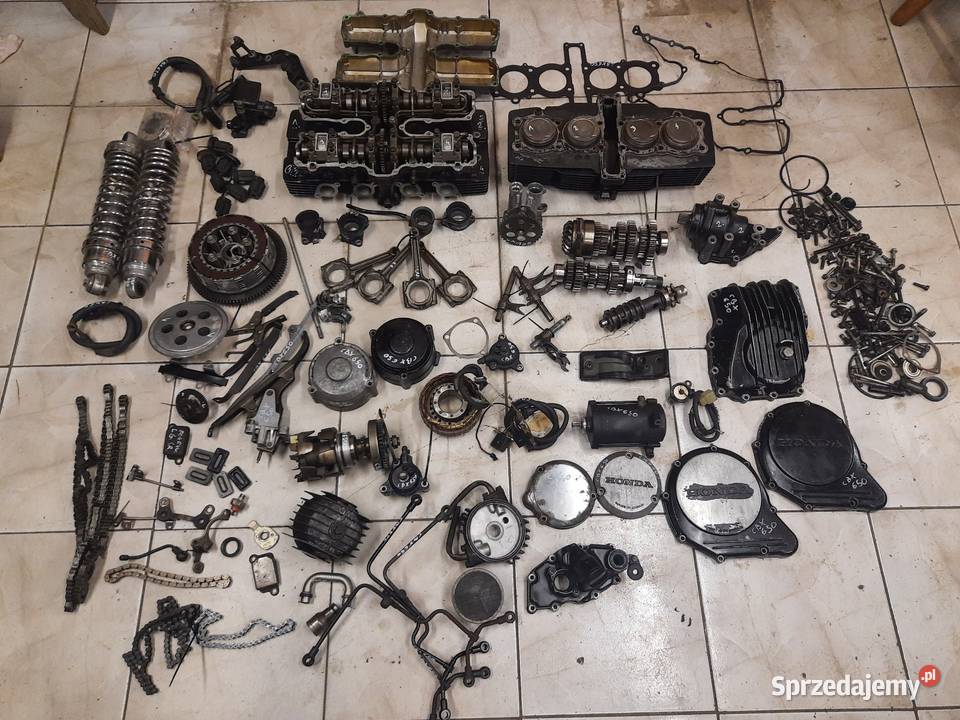 Honda CBX 650 silnik części głowica cylinder Silniki i osprzęt dolnośląskie Jelenia Góra