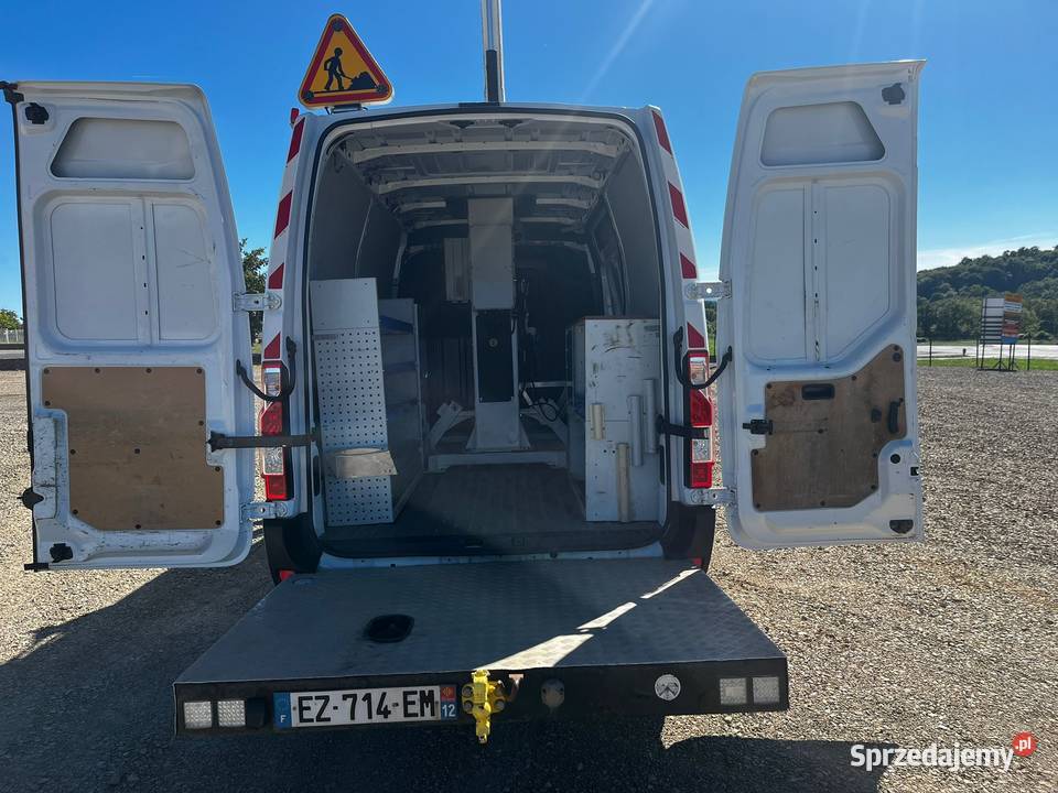 RENAULT Master III 23 DCI 145 KLUBB K32 Łódź