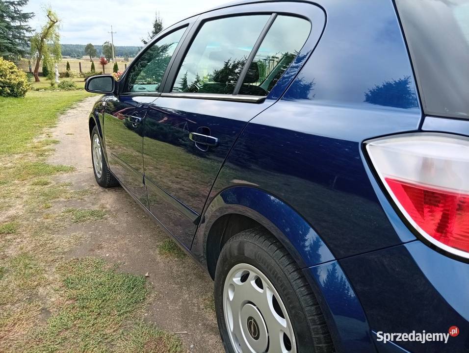 Zadbana Astra16Benzyna185Przebieg elektryczne lusterka Astra świętokrzyskie Łagów