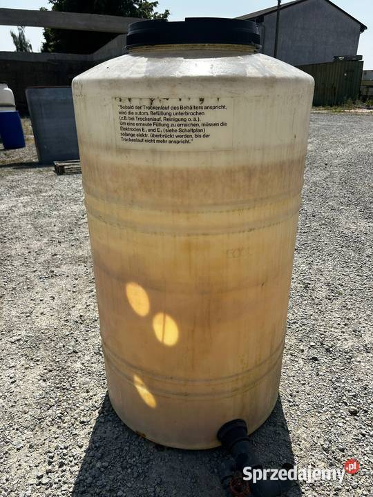 Plastikowa beczka biała 500l 130 x75 pojemnik Bzinica Nowa