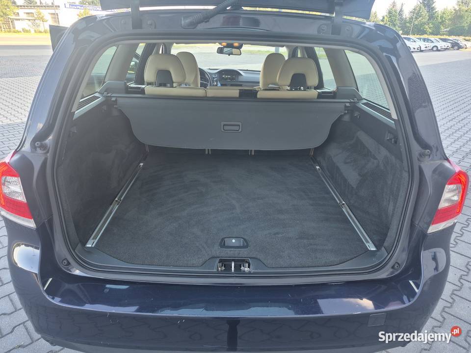 Volvo V70 D2 2015 2400cm3 Puławy
