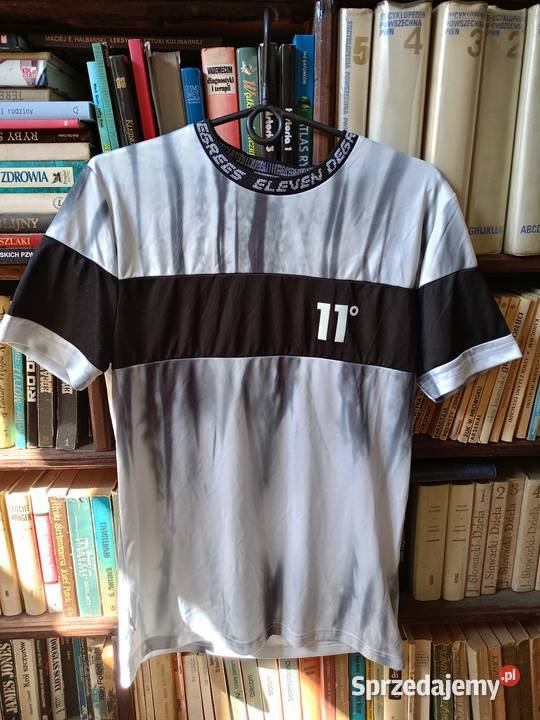 Tshirt eleven degrees Szamocin